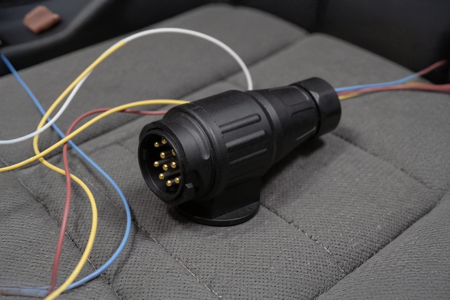 13-polige Steckdosen für Anhänger