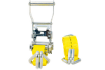 Satz aus vier gelben UNITRAILER 3m/25mm/1t Transportgurten mit Spannvorrichtung