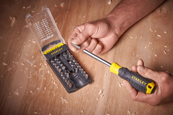 STANLEY MULTIBIT 34-teiliger Schraubendreher mit Bit-Set