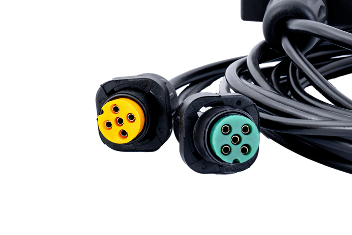 DOBPLAST DPT35 LED-Rückleuchten + MANTES 4m 7PIN Kabelbaum