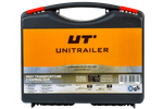 Set aus vier orangefarbenen UNITRAILER 4m/25mm/0,68t Transportgurten mit Spannvorrichtung im Koffer
