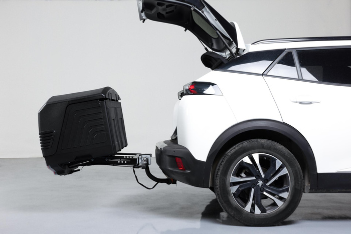 Towbox V3 schwarz LED Edition - Anhängerkupplungs-Gepäckträgerbox