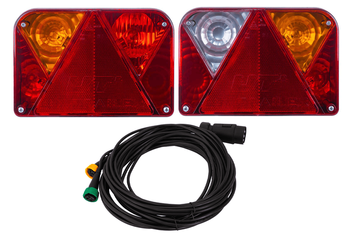 DOBPLAST DPT35 Rückleuchten + MANTES 7m 7-PIN Kabelbaum