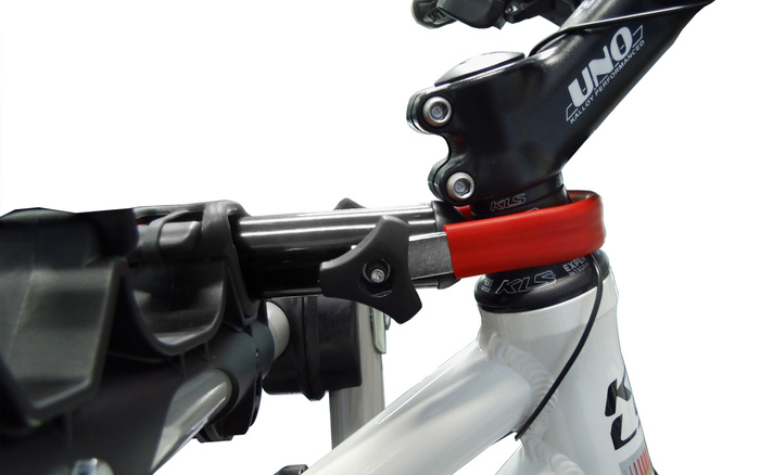 DOAE - ein Damenadapter, der den horizontalen Teil des Rahmens imitiert