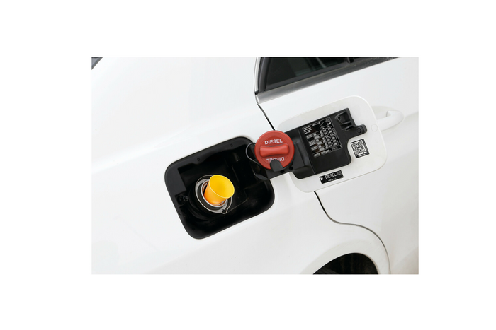 LAMPA 66988 Tankeinfülladapter für Diesel-/Benzintanks, Durchmesser 50-25 mm