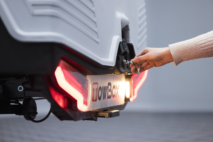 Towbox Alpha Classic Grau - Anhängerkupplungs-Gepäckbox