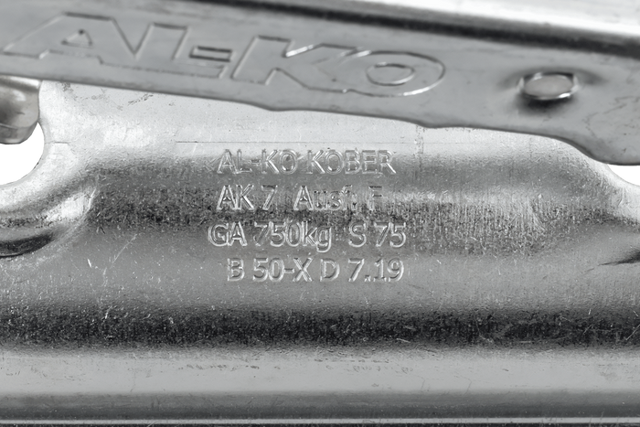 AL-KO AK7 PLUS Kugelkupplung für einen 750 kg Anhänger mit 50 mm Rohrzugstange