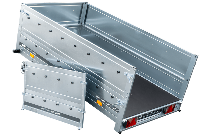 Anhänger mit faltbarer Deichsel GARDEN TRAILER 230 KIPP mit zusätzlichen Bordwänden, Stützrad und blauer Flachplane