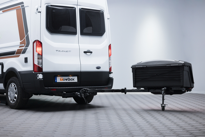 Towbox Camper Alpha schwarze LED (lang) - Anhängerkupplungs-Gepäckbox