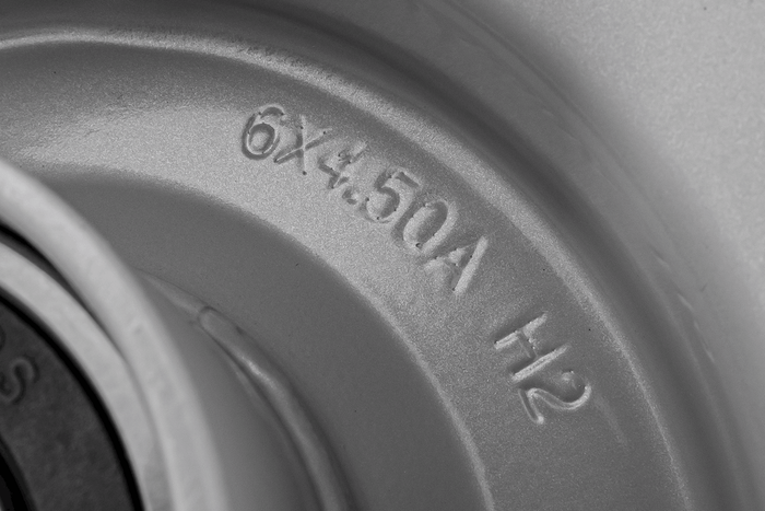 UNITRAILER Stahlfelge 4,5Ax6"H2 3x96 mit Lagern 6205-2RS