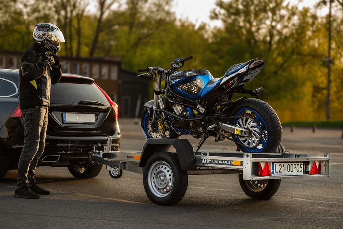 Motorradanhänger 316x220 UNITRAILER MOTO 1 zul. Gesamtgewicht 750 kg