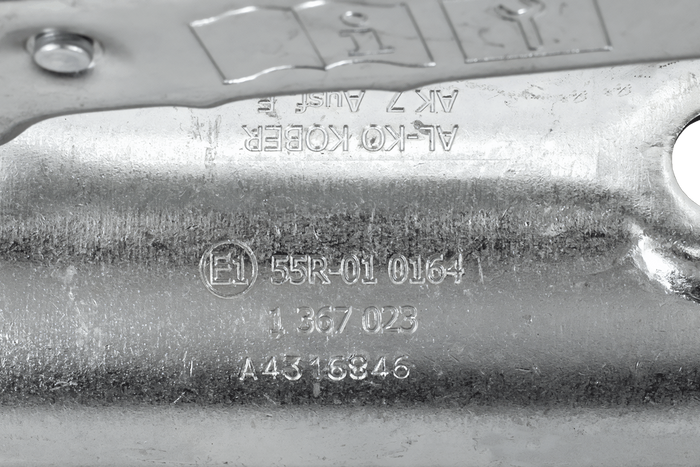 AL-KO AK7 PLUS Kugelkupplung für einen 750 kg Anhänger mit 50 mm Rohrzugstange