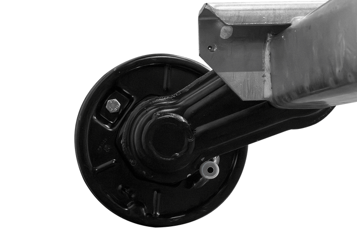 KNOTT VGB13M gebremste Achse für Anhänger/Autotransporter 1350 kg 1900 mm 2350 mm 5x112