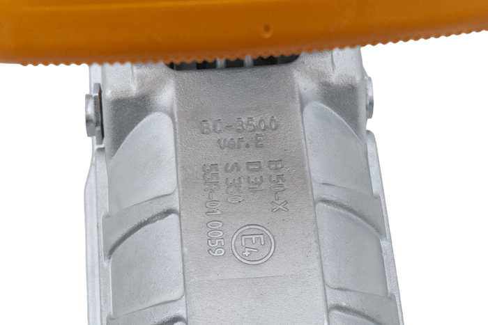 STEELPRESS BC-3500E-00-02+SD Kugelkopfkupplung für einen 3500 kg schweren Anhänger mit einer 60,5 mm starken Gusseisenrohrdeichsel