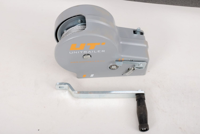 OUTLET Manuelle Seilwinde für UNITRAILER 1150 kg Anhänger mit Seil