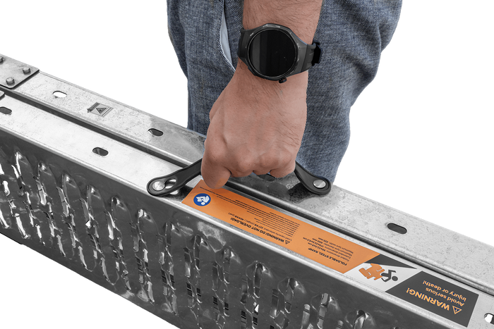 UNITRAILER ALR004 klappbare Auffahrrampe aus Stahl für Anhänger, 170 cm, 227 kg