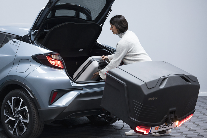 Towbox Alpha urban black - Anhängerkupplungs-Gepäckbox