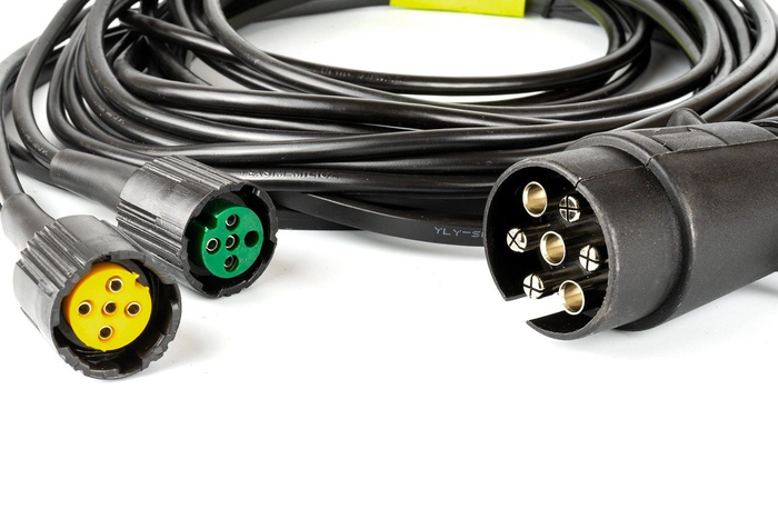 Lichtset: DOBPLAST DPT35 Rückleuchten + ASPÖCK FLEXIPOINT I Seitenmarkierungsleuchten + MANTES 5,2m 7-PIN Kabelbaum