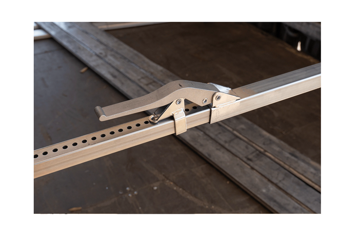 Satz aus vier UNITRAILER-Spreizstangen zur Ladungssicherung 1880–2852 mm