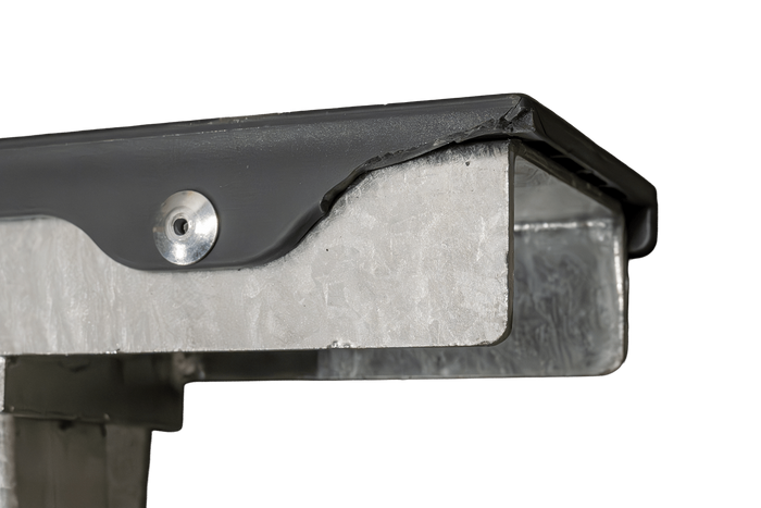 UNITRAILER Flache Seitenstütze für Bootsanhänger, Länge 30 cm, Höhe 40 cm, GRAU