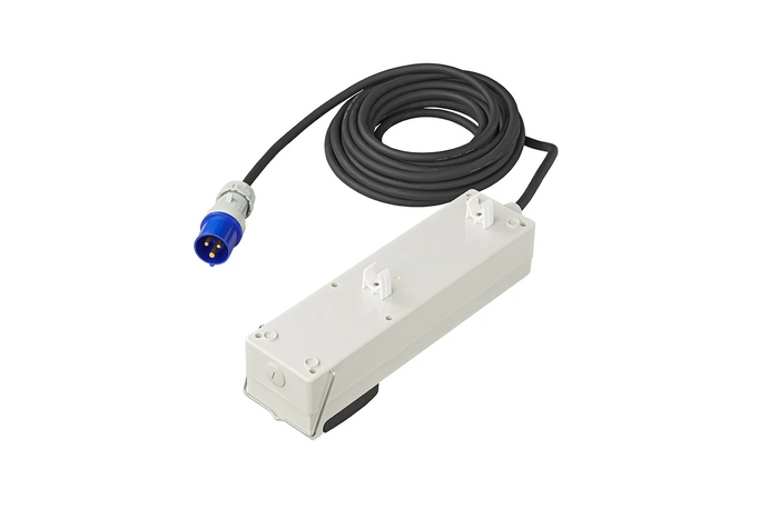 CEE Camping-Verlängerungskabel mit Verteiler ProPlus 373583DE, 10 m Kabel, 3x Schuko-Steckdosen, 2x USB