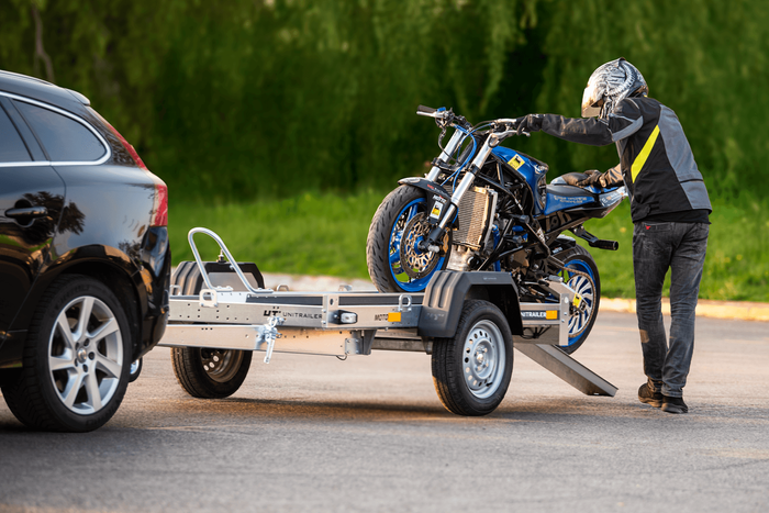 Motorradanhänger 316x220 UNITRAILER MOTO 1 zul. Gesamtgewicht 750 kg