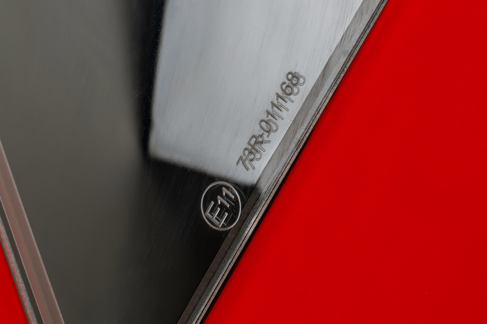 Feuerlöscherkasten 6kg DAKEN 82020 ADAMANT 671x310x247mm rot