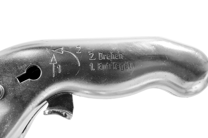 KNOTT K7.5-H+KZE7.5 Kugelkupplung mit Halterung und Kabel für 750 kg Anhänger mit V-förmiger Deichsel