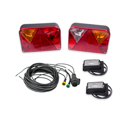Beleuchtungset: DOBPLAST Rückleuchte + DOBPLAST LED-Seitenlichter + MANTES 7m 13-PIN Kabelbaum