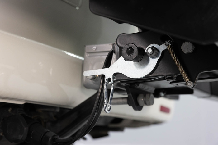 Towbox V3 Camper schwarz - Kastenträger für Anhängerkupplung