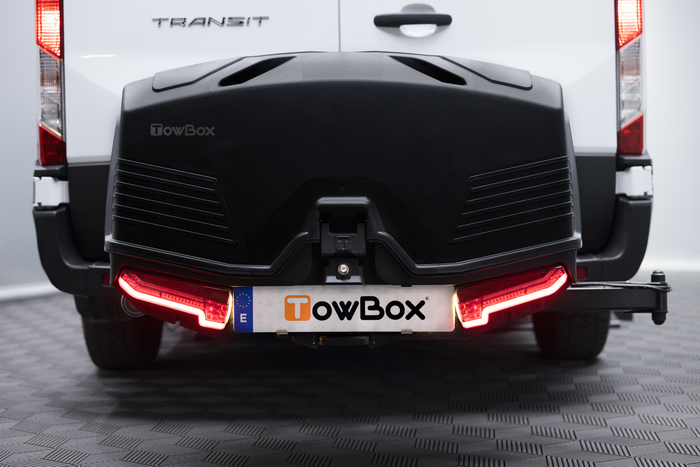 Towbox Camper Alpha schwarze LED (lang) - Anhängerkupplungs-Gepäckbox