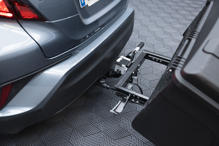 Towbox Alpha urban black - Anhängerkupplungs-Gepäckbox