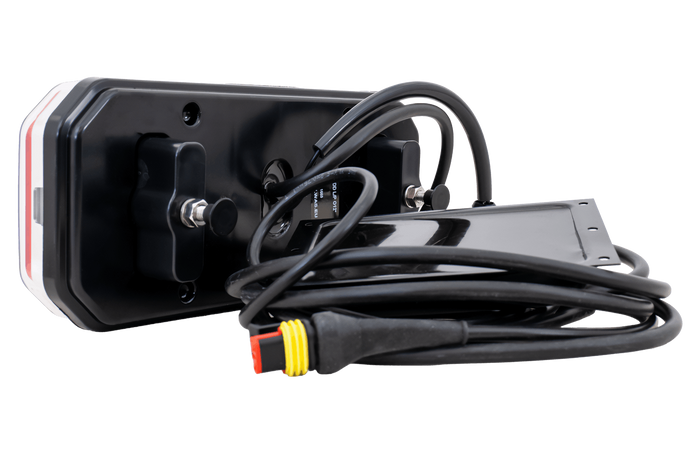 WAŚ W150DD LED-Rückleuchte mit 6 Funktionen, universell 