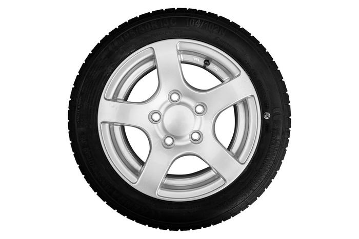 Verstärktes Rad für Anhänger REIFEN KENDA 195/50 R13C 104/102N ALU STARCO FELGE 6Jx13"H2 5x112 ET:30