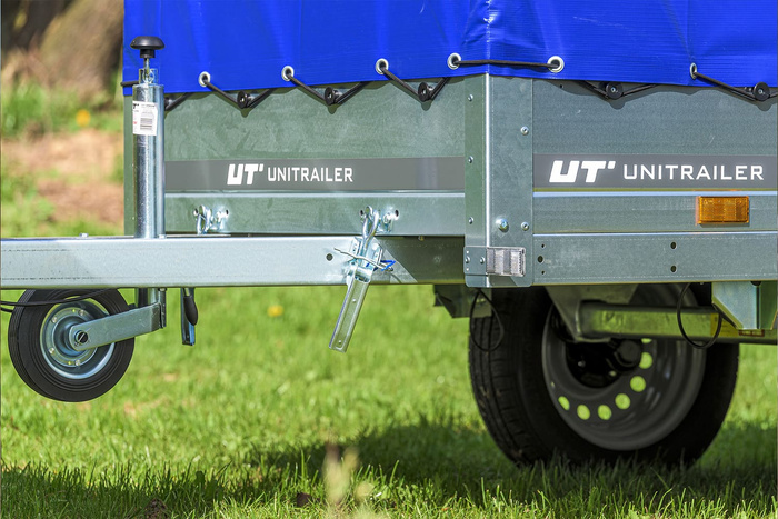 Einachsanhänger 200x106 UNITRAILER GARDEN 200 KIPP mit H-800 Rahmen und blauer Plane
