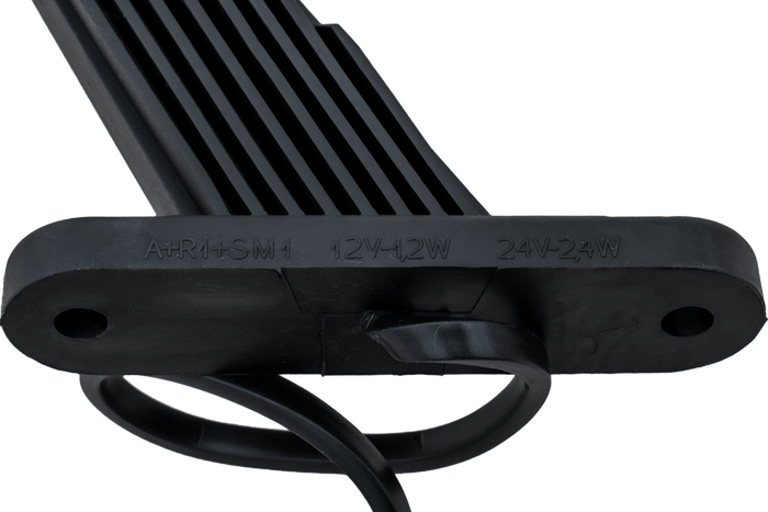 FRISTOM FT-145 LED Umrissleuchte, links, auf einem Gummiarm