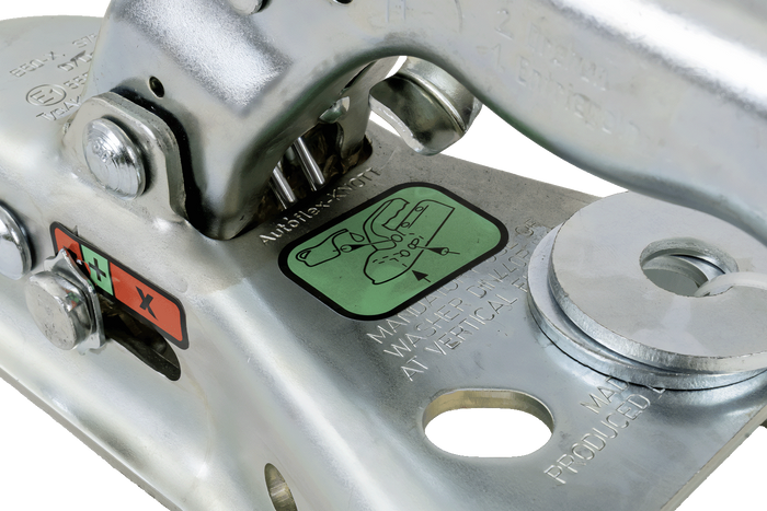 KNOTT 6E0176.001 Kugelkopfkupplung für einen 750kg Anhänger mit V-Deichsel