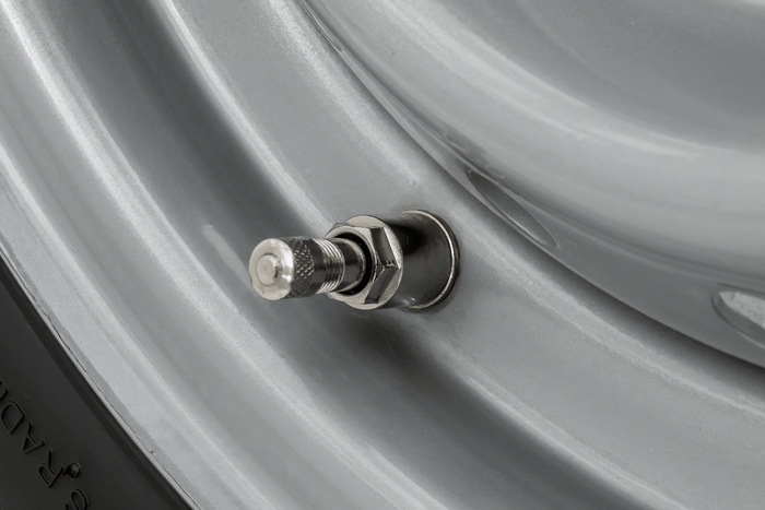 Verstärktes Rad für Anhänger REIFEN KENDA 155/70 R12C 104/102N KENDA RIM 4,5Jx12"H2 5x112 ET:20