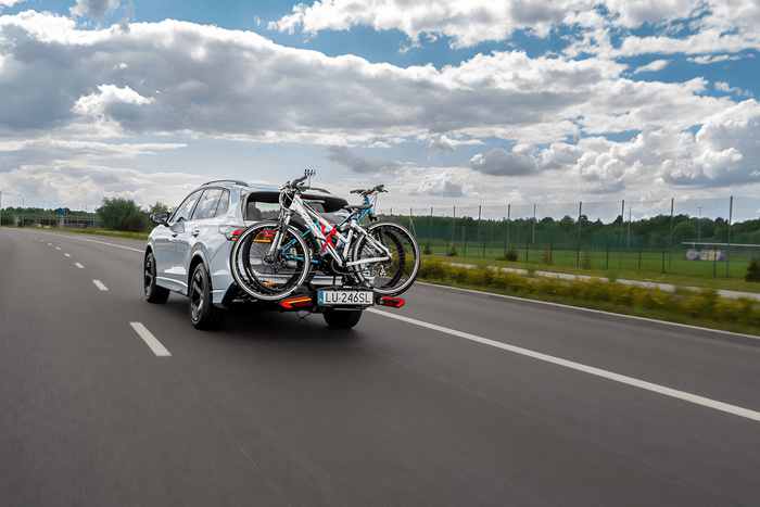 Inter Pack Velox 3 LED - faltbarer Anhängerkupplungs-Fahrradträger für 3 Fahrräder mit LED-Beleuchtung (schwarz)