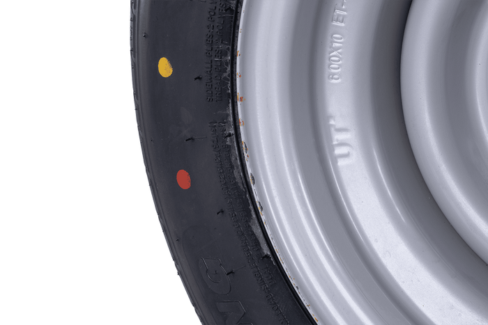 OUTLET Verstärktes Rad für Anhänger REIFEN LINGLONG 195/55 R10C 98/96N FELGE UNITRAILER 6Jx10" 5x112 ET:-4