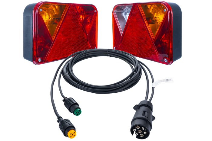 DOBPLAST DPT35 Rücklichter + MANTES Kabelbaum 4m 7PIN