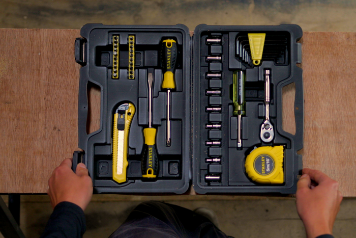 STANLEY STMT0-74864 Handwerkzeugset im 51-teiligen Koffer.